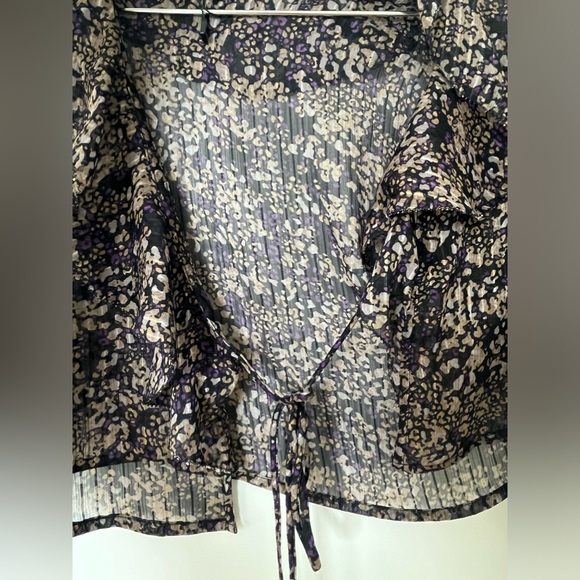 Front tie print blouse Size XXS - Picture 3 of 3